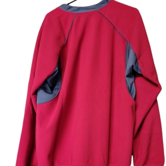 Willow Pointe Men's  V-neck Pullover - Picture 2 of 4